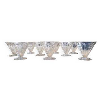 Baccarat - 9 verres à vin en cristal modèle REX vers 1920/30 Art déco