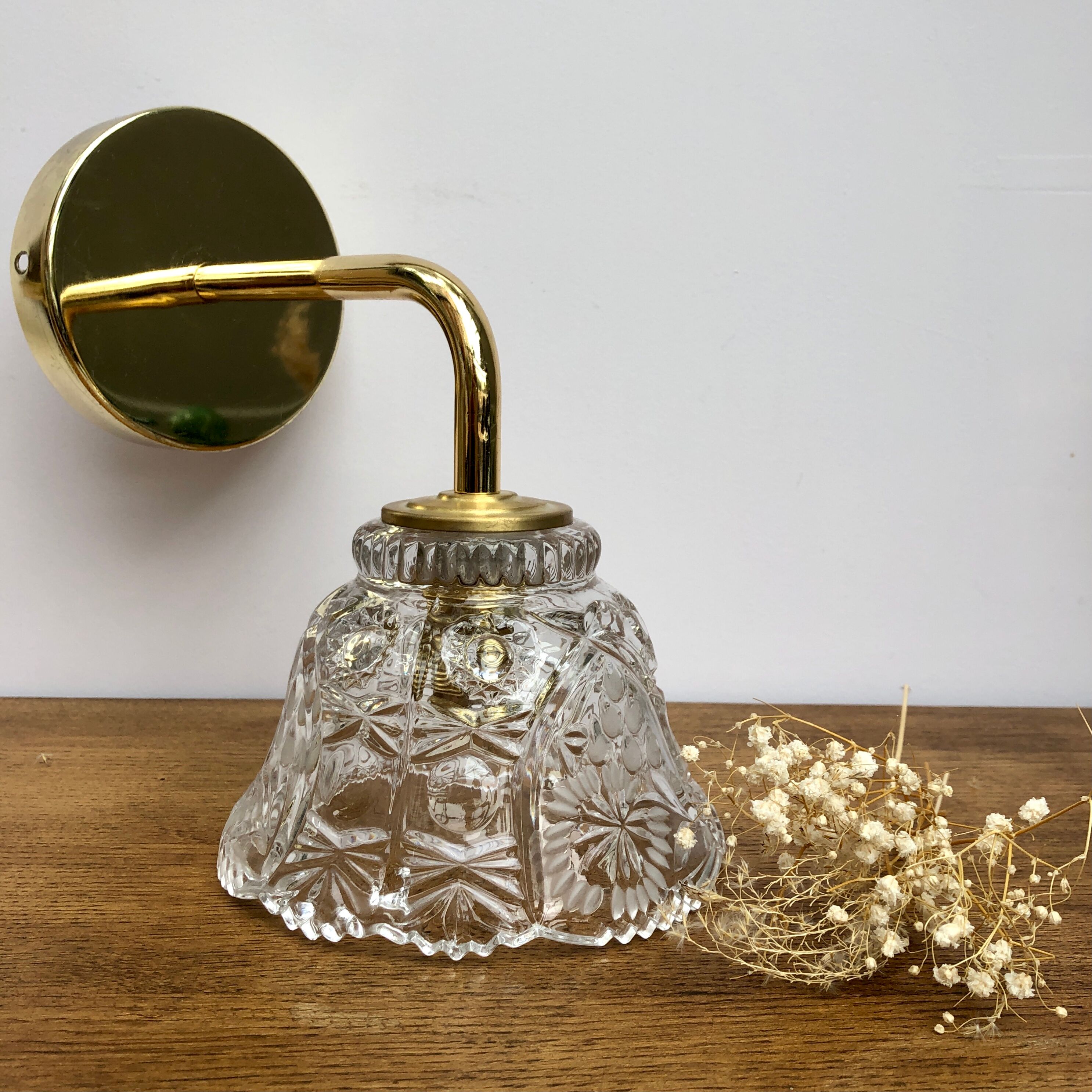 Applique abat-jour vinatge en verre ciselé