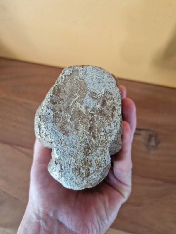 Statue Pomdo du peuple Kissi de Guinée en pierre sculptée