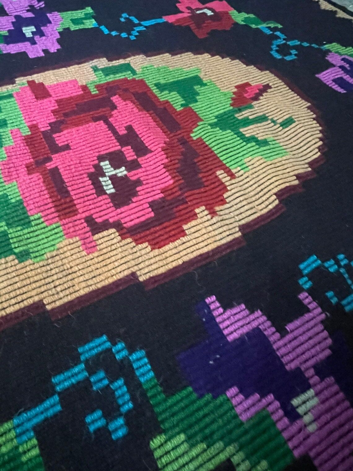 Hand-woven wool carpet black background with large roses 214x158cm