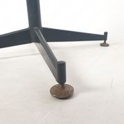 Table à manger ou d’appoint italienne années 1960