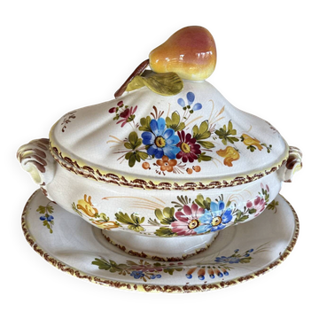 Antique soup tureen in Italian majolica, hand-painted + tray