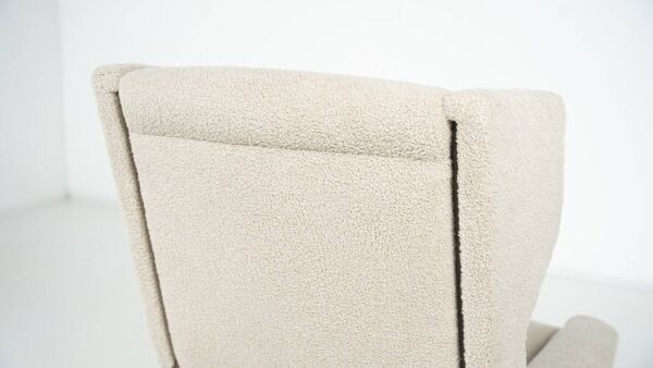 Mid-Century Modern Armchair 877 by Gianfranco Frattini for Cassina