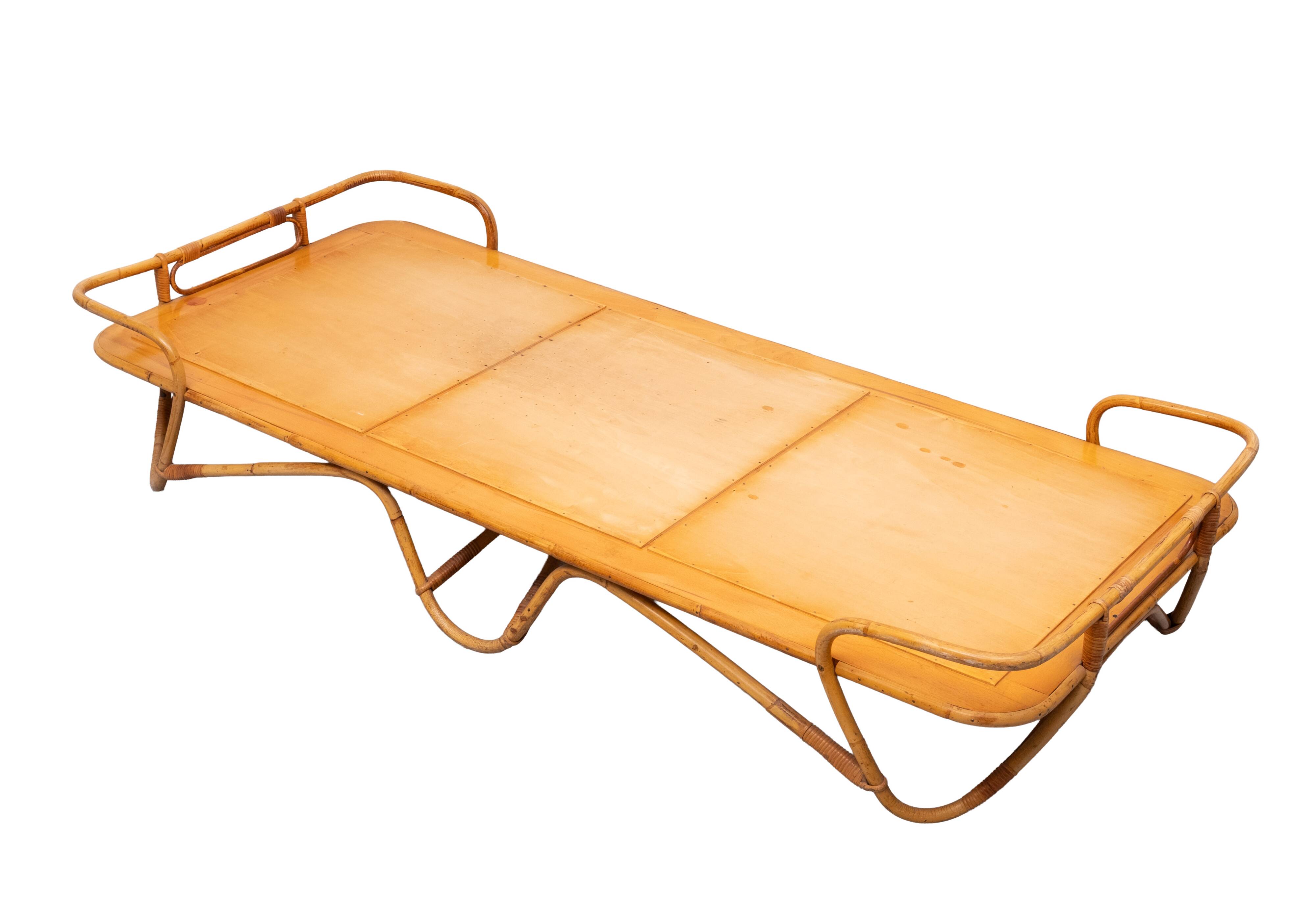 Rohé daybed rattan bed rotan Noordwolde 1950s Holland