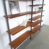 Mid Century Olof Pira Zweden teak modulair LP wandsysteem