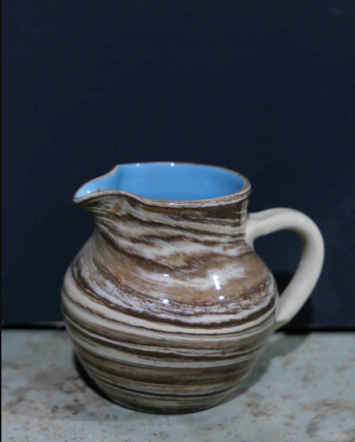 Lot of 4 ceramics assorted pitchers and vase