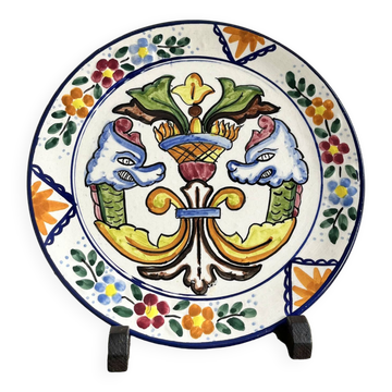 Assiette céramique décorative aux griffons