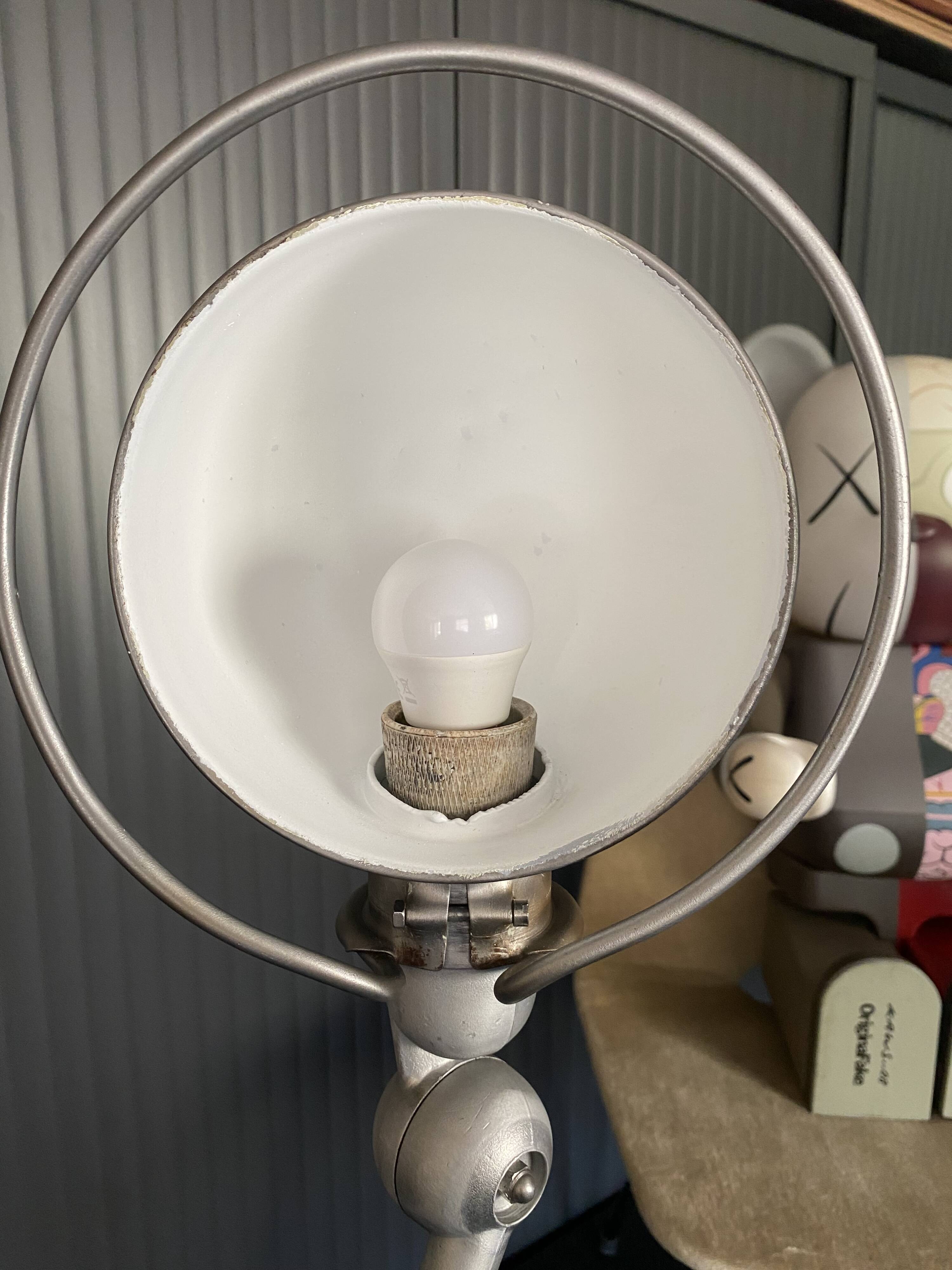 Jieldé lamp with 2 arms, clear matte varnish, industrial vintage.