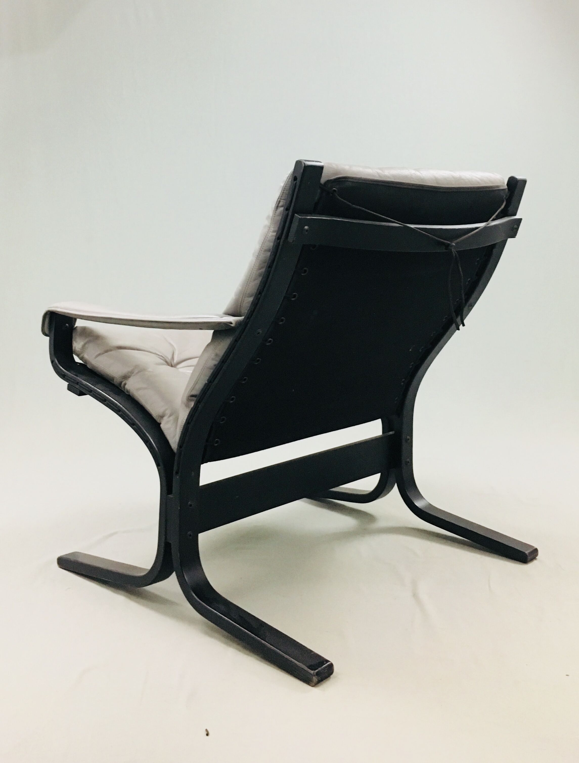 Pair of armchairs "Siesta" gray of Ingmar Relling to Westnofa