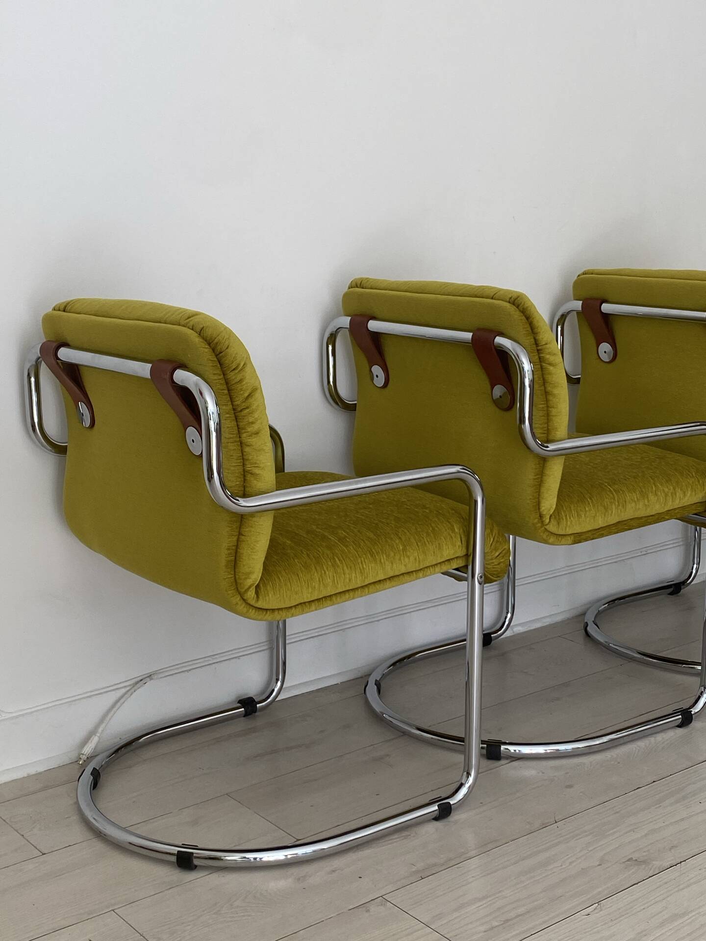 4 chairs Guido Faleschini l4Mariani Italy 1970
