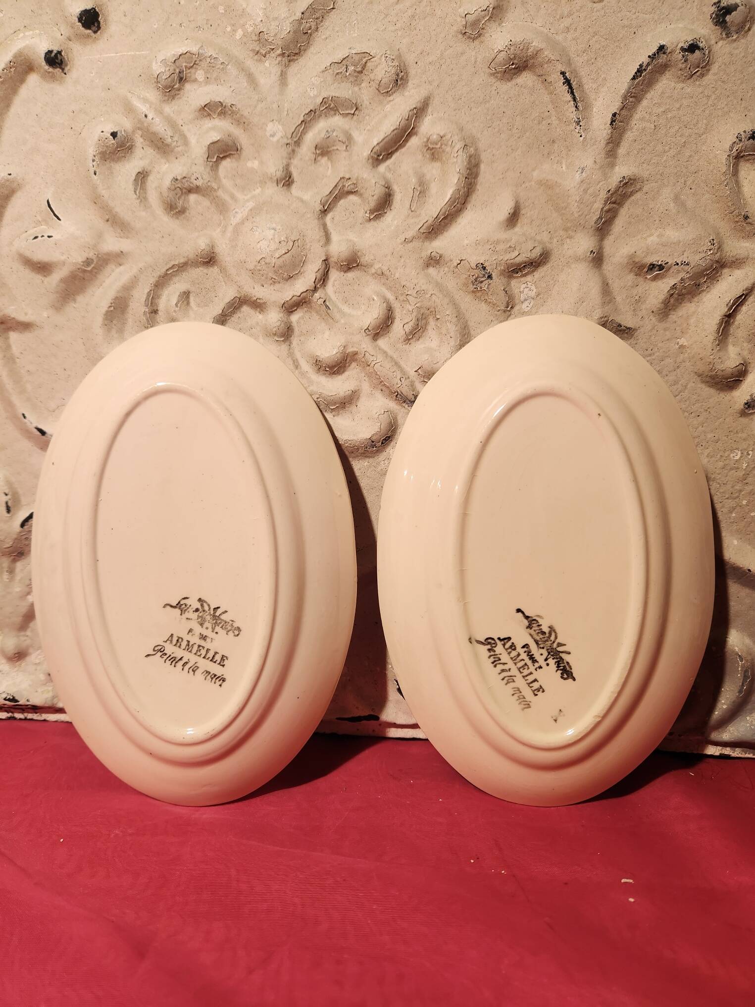 Pair of Armelle Sarreguemines hand-painted dishes