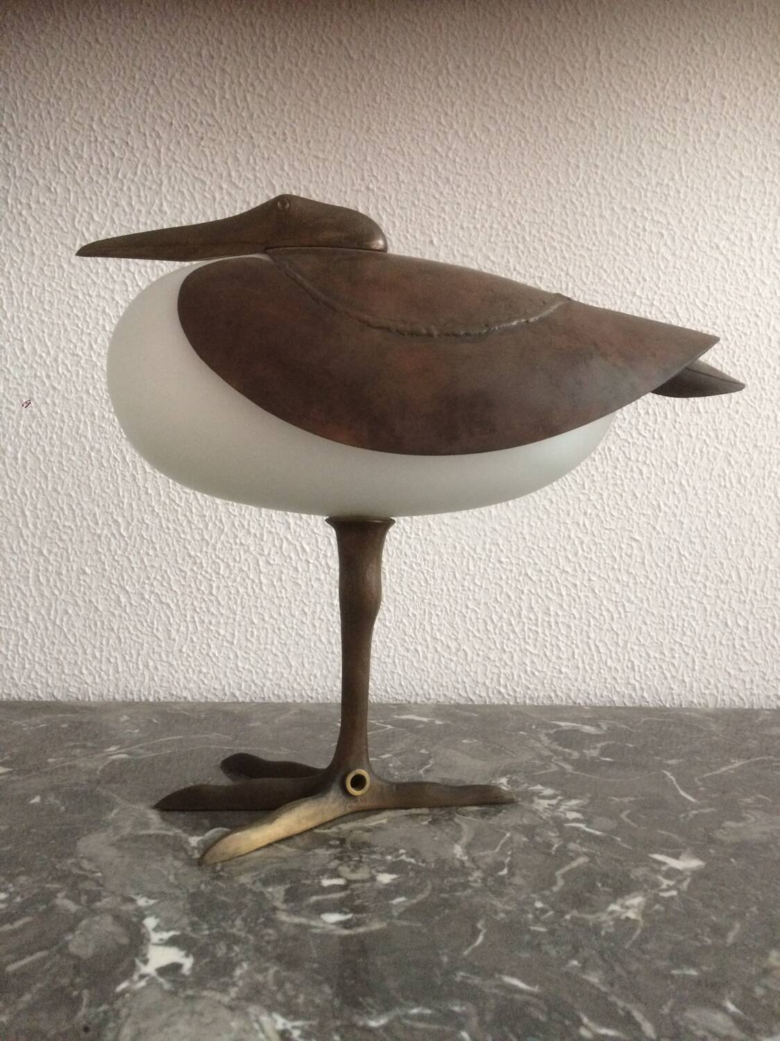 Table lamp
