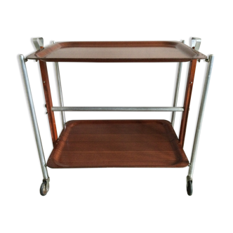 Folding service in good condition