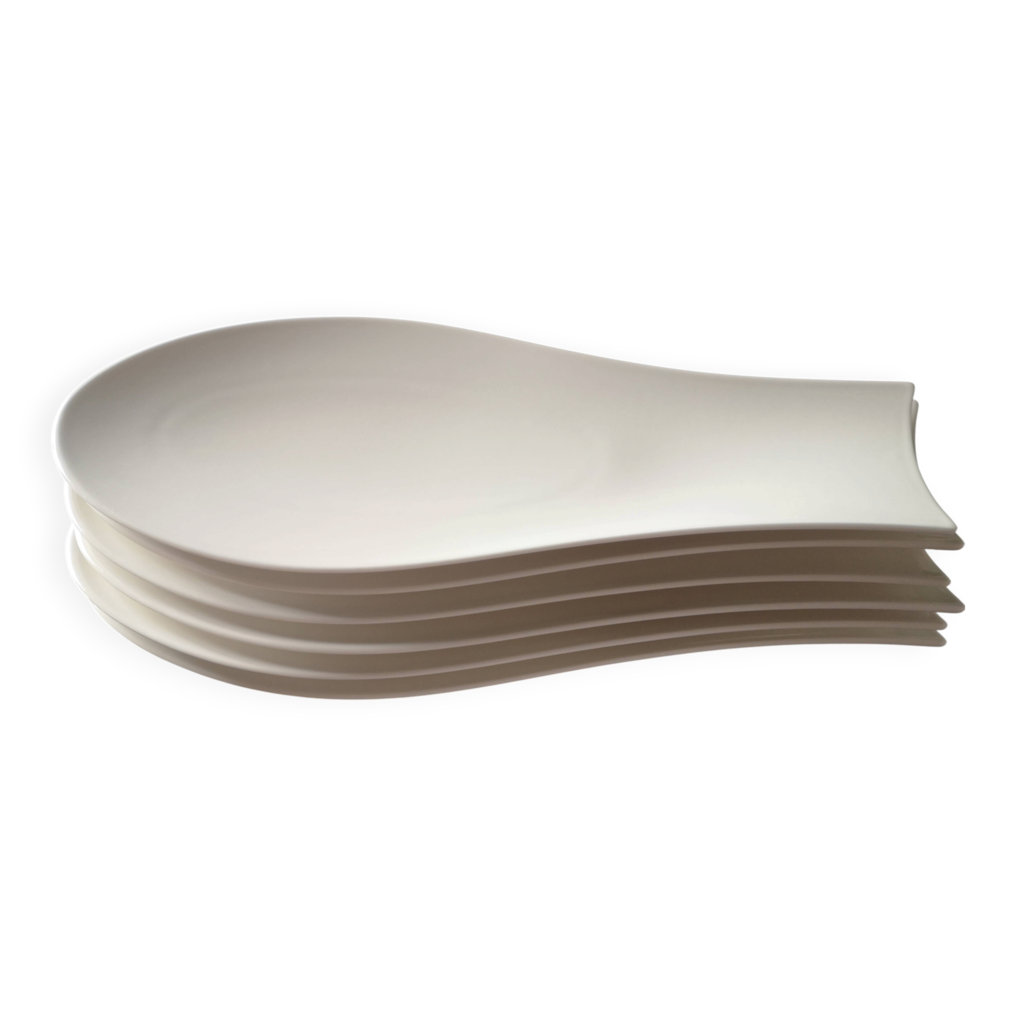 Assiettes poisson en porcelaine blanche