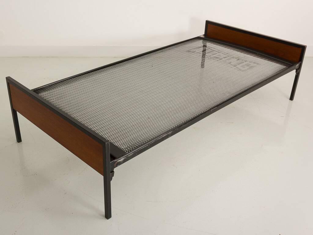 Cadre de lit vintage en métal et teck (90x190)