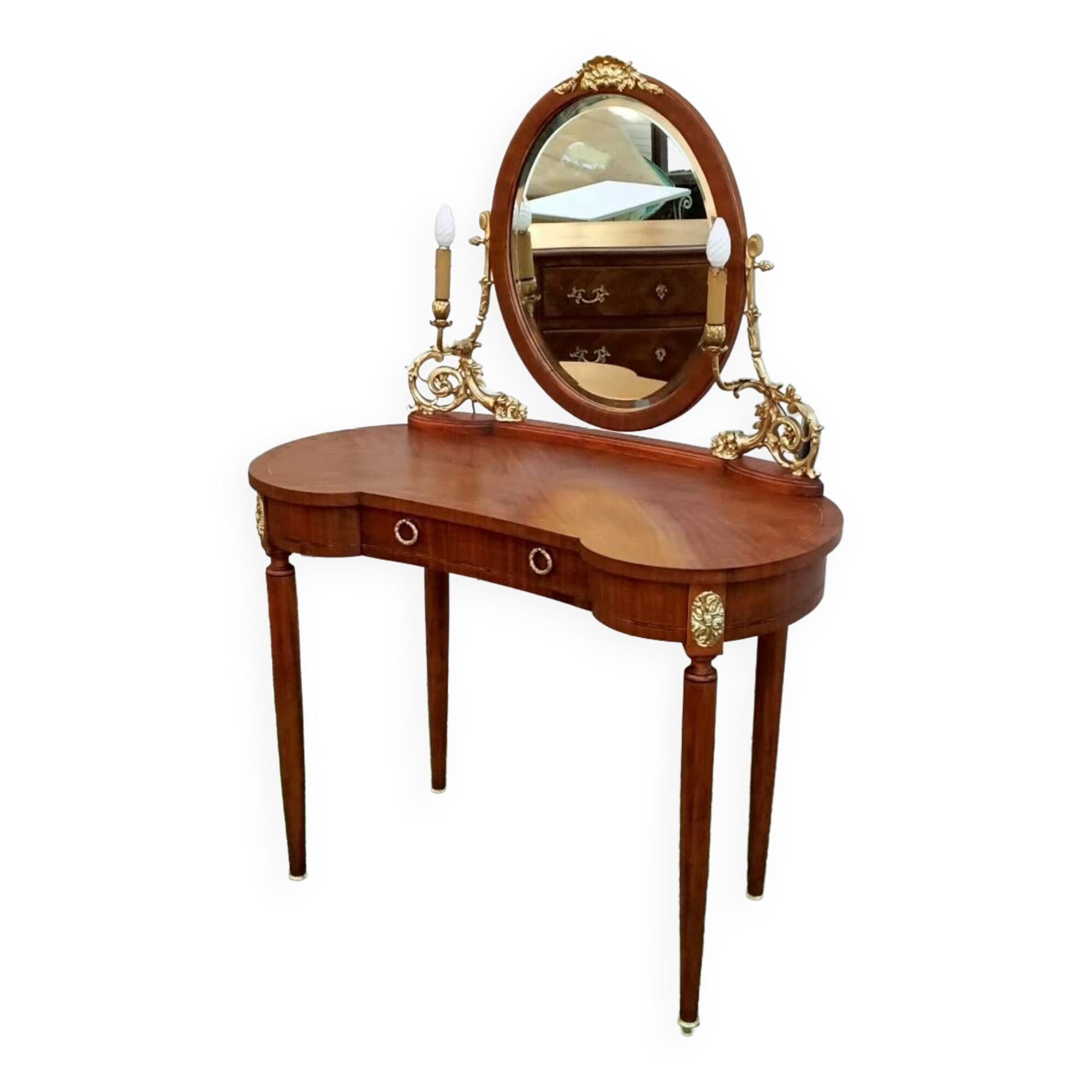 Kidney dressing table