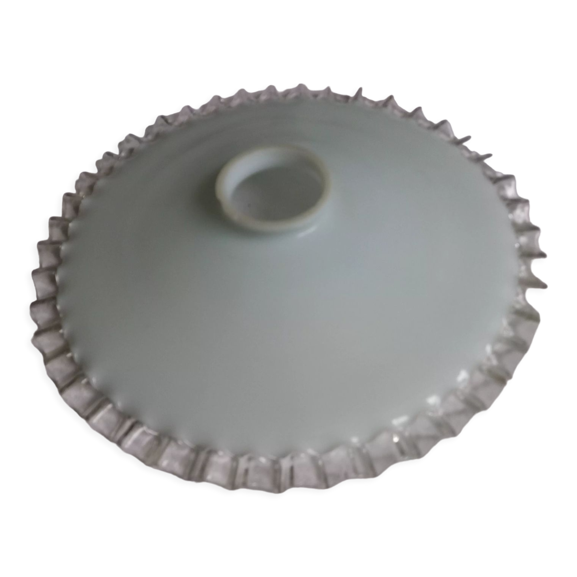 White opaline daylight and transparent wavy edge