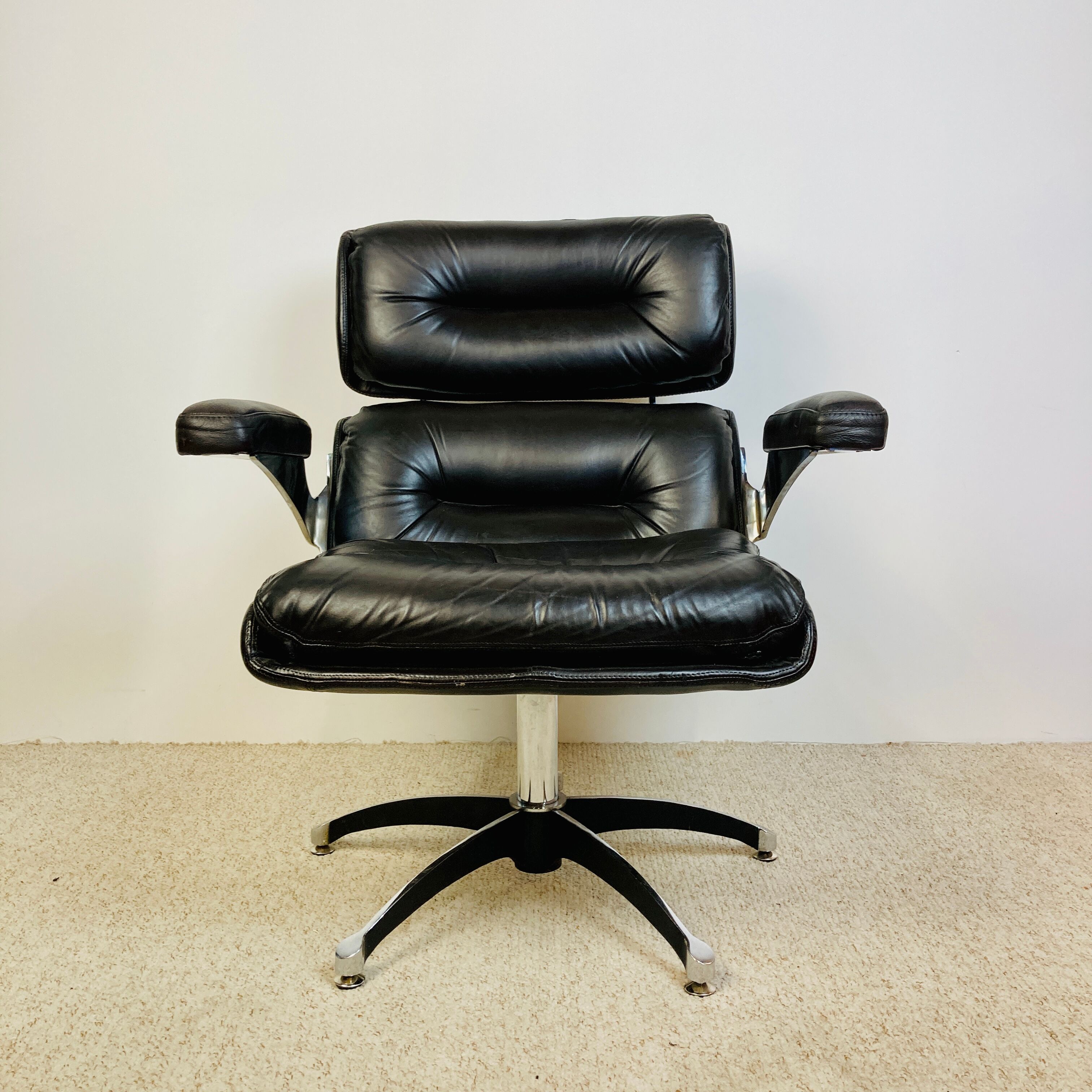 Office armchair design Martin Stoll, 1970.