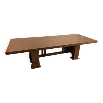 Dining table "Allen 605" in solid cherry by Frank Lloyd Wright p
