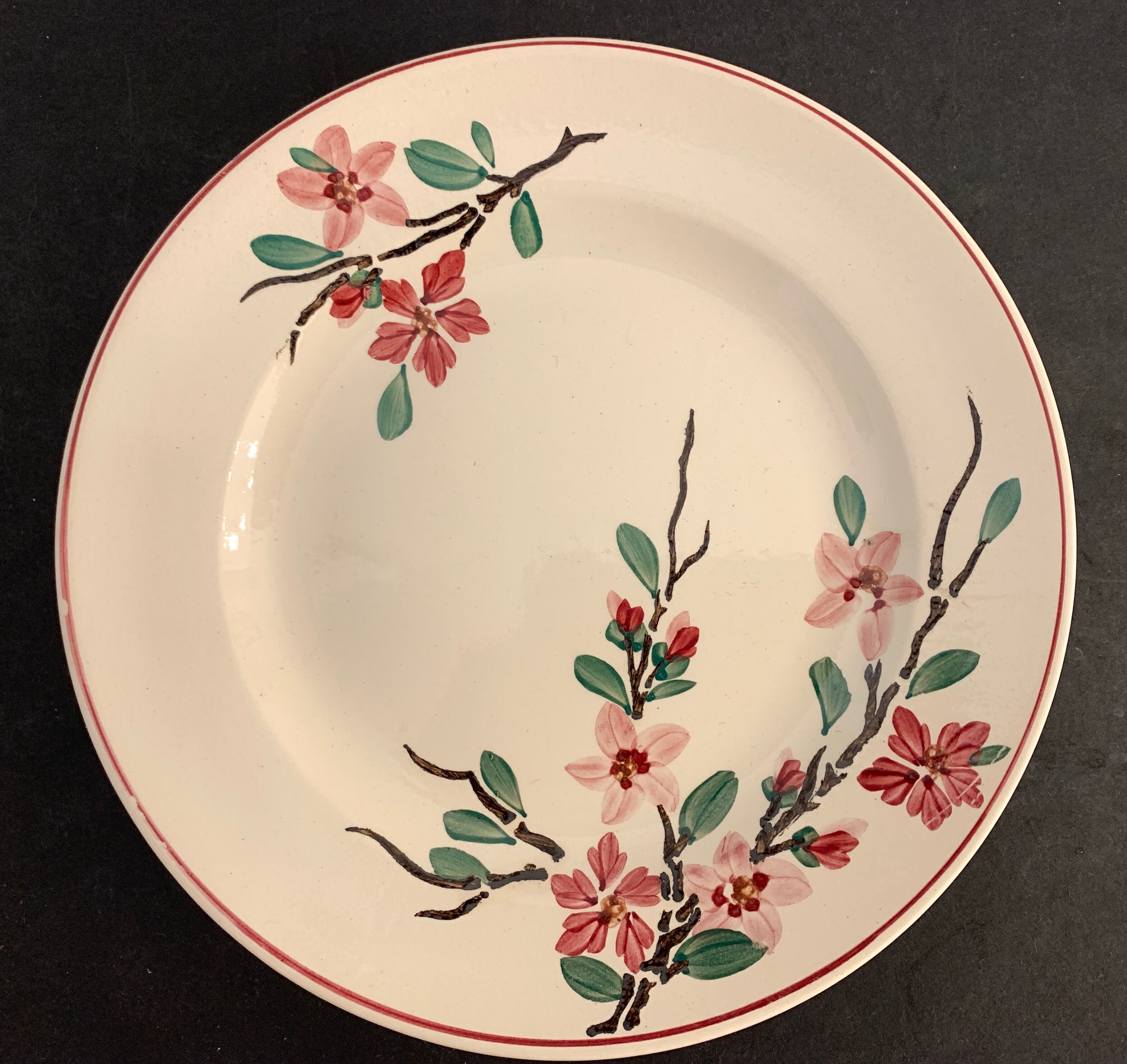 5 assiettes à dessert Digoin Sarreguemines, modèle Aigues Vives, 1940