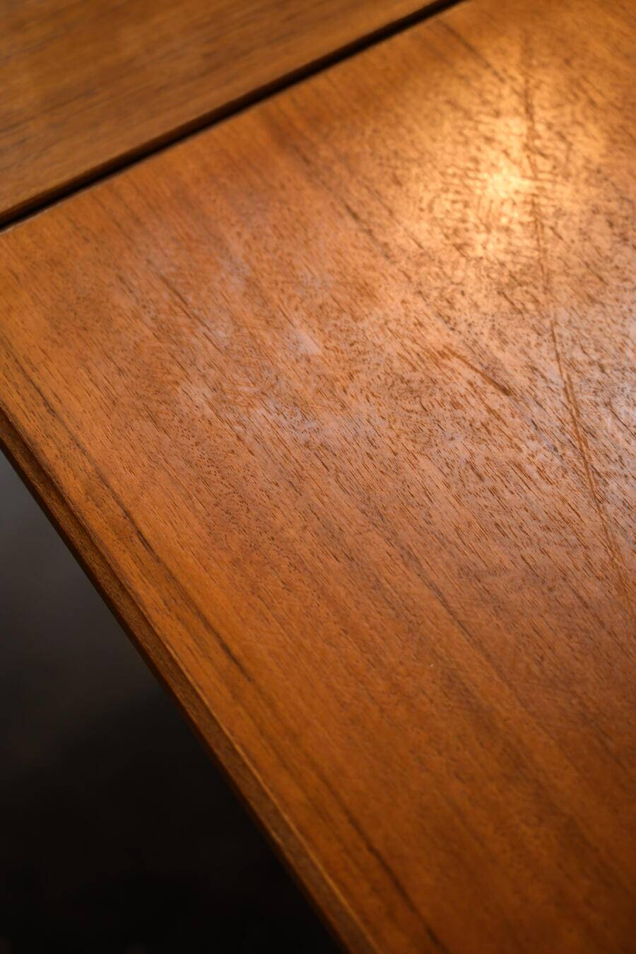 Extendable work table with chrome legs