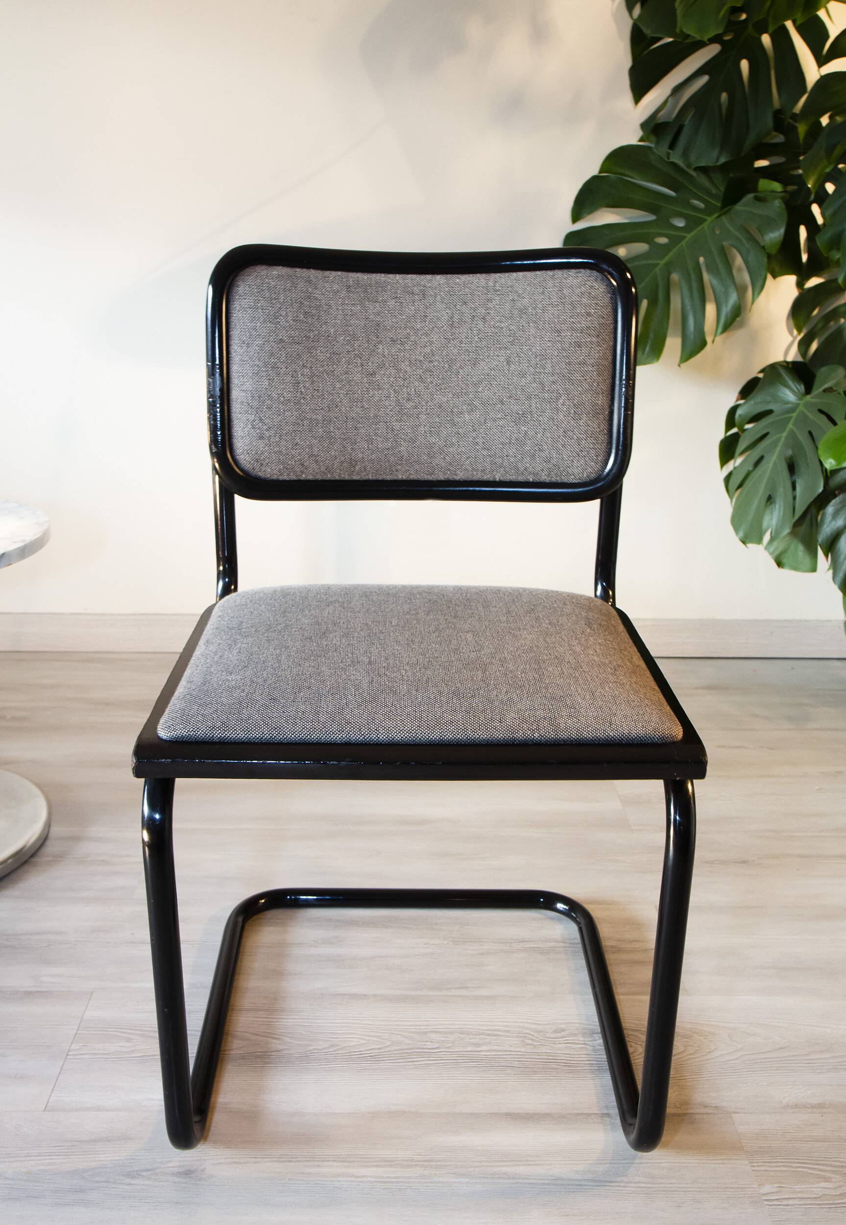 Cesca B32 chair, black and heather gray, Italian edition