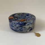 Empty sodalite pocket