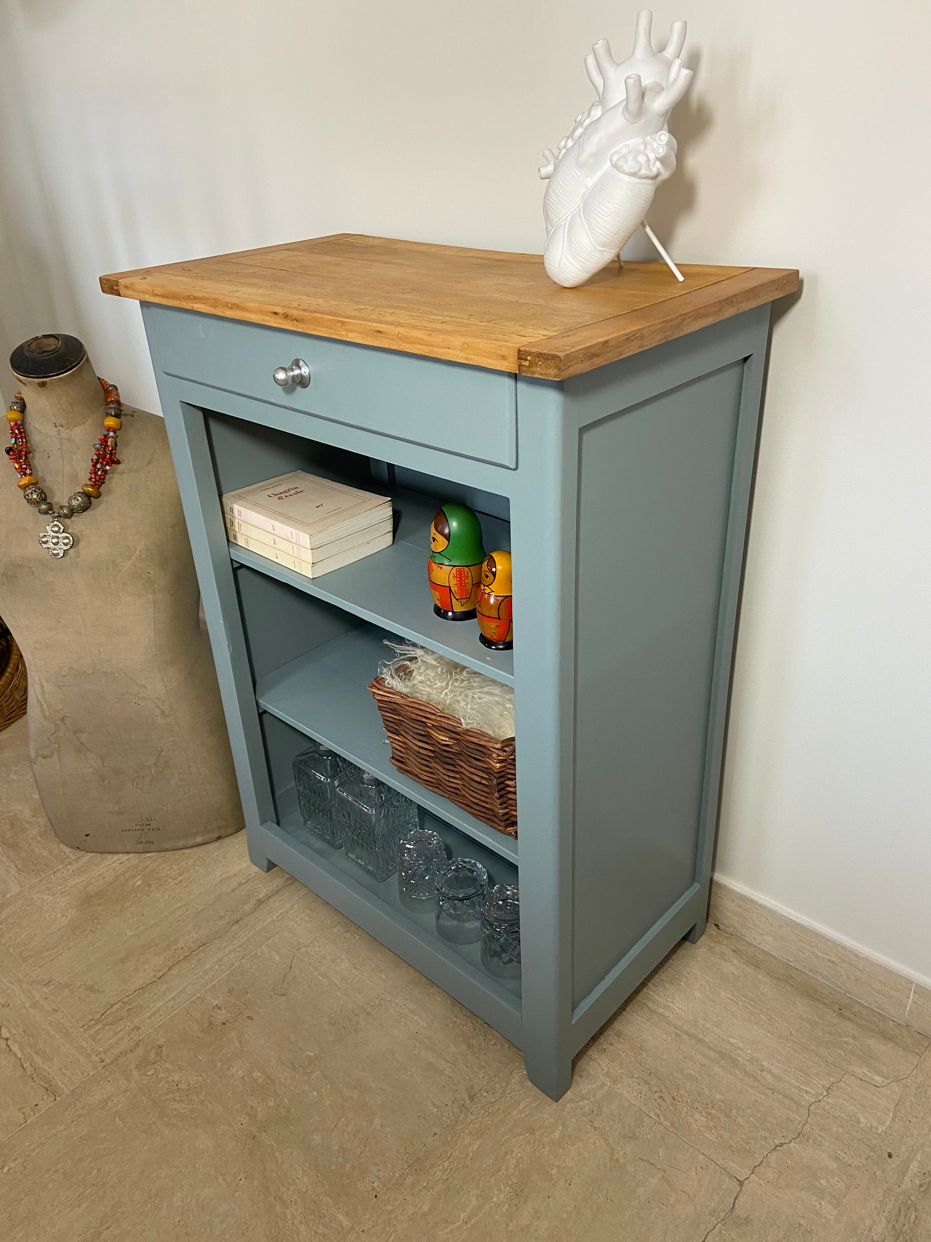 Small Parisian buffet without door 1950