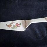 Villeroy and Bosch Nanking model porcelain pie server