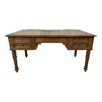 Double-sided notary desk