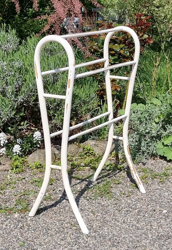 Baumann towel rack in curved wood 1928 ca