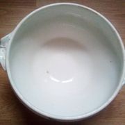 old Saint Amand soup tureen in very good condition 19th century