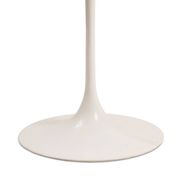 Round "Tulip" side table by Eero Saarinen for Knoll International, circa 1950.