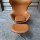 Restored Arne Jacobsen Egg armchair and ottoman for Fritz Hansen, 1960s