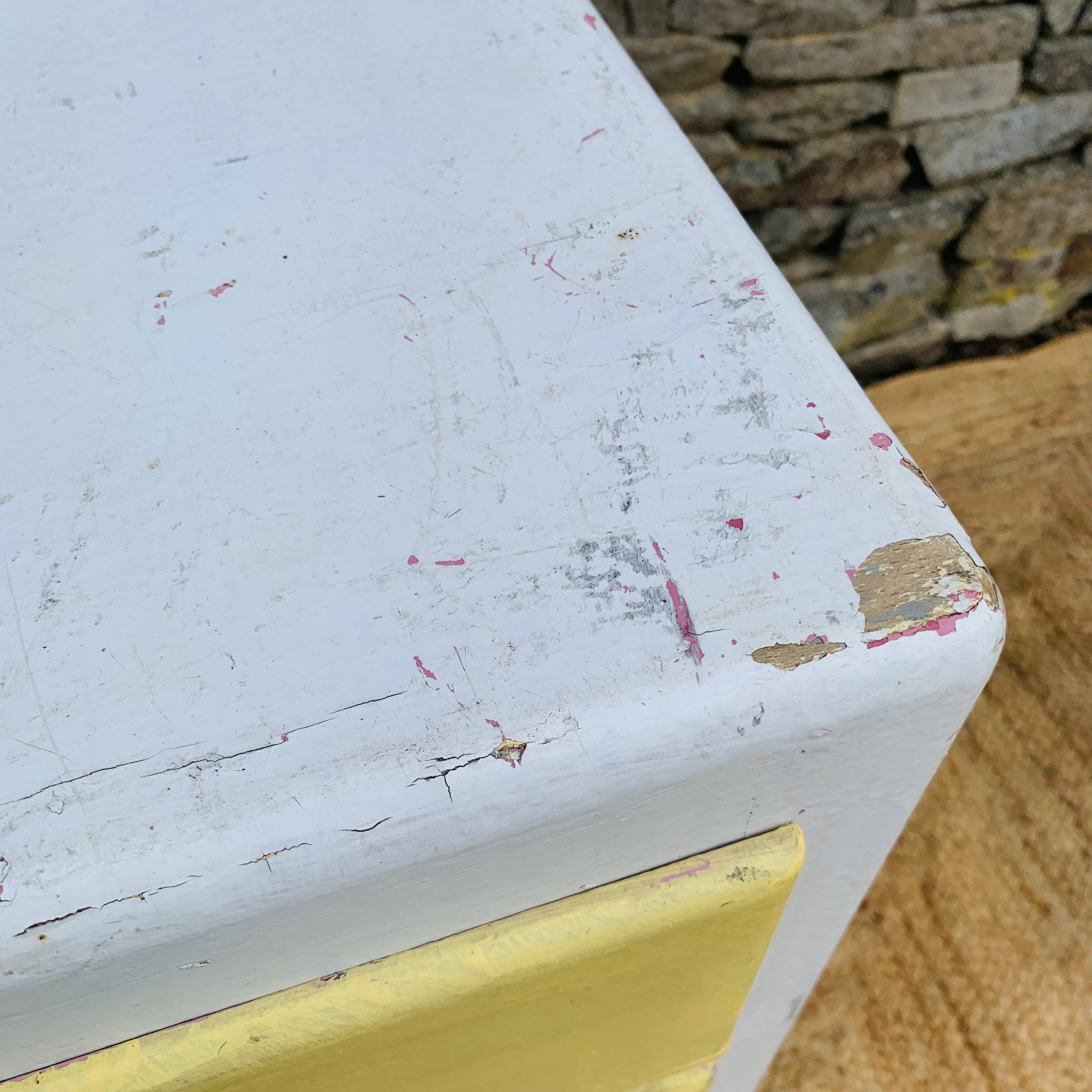 Parisian-style cabinet with 5 drawers