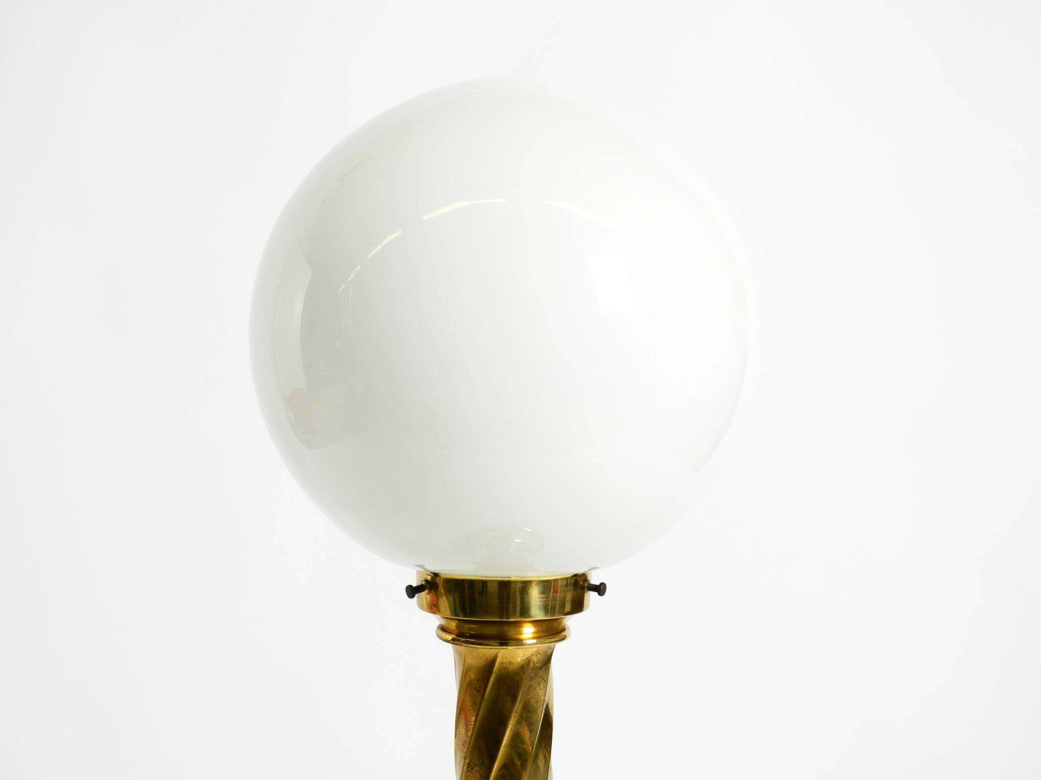 Large 1960s brass column-style table lamp with frosted glass globe