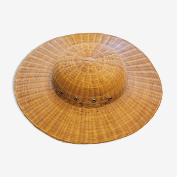 Ancien chapeau asiatique colonial tissé en paille osier feuilles bambou