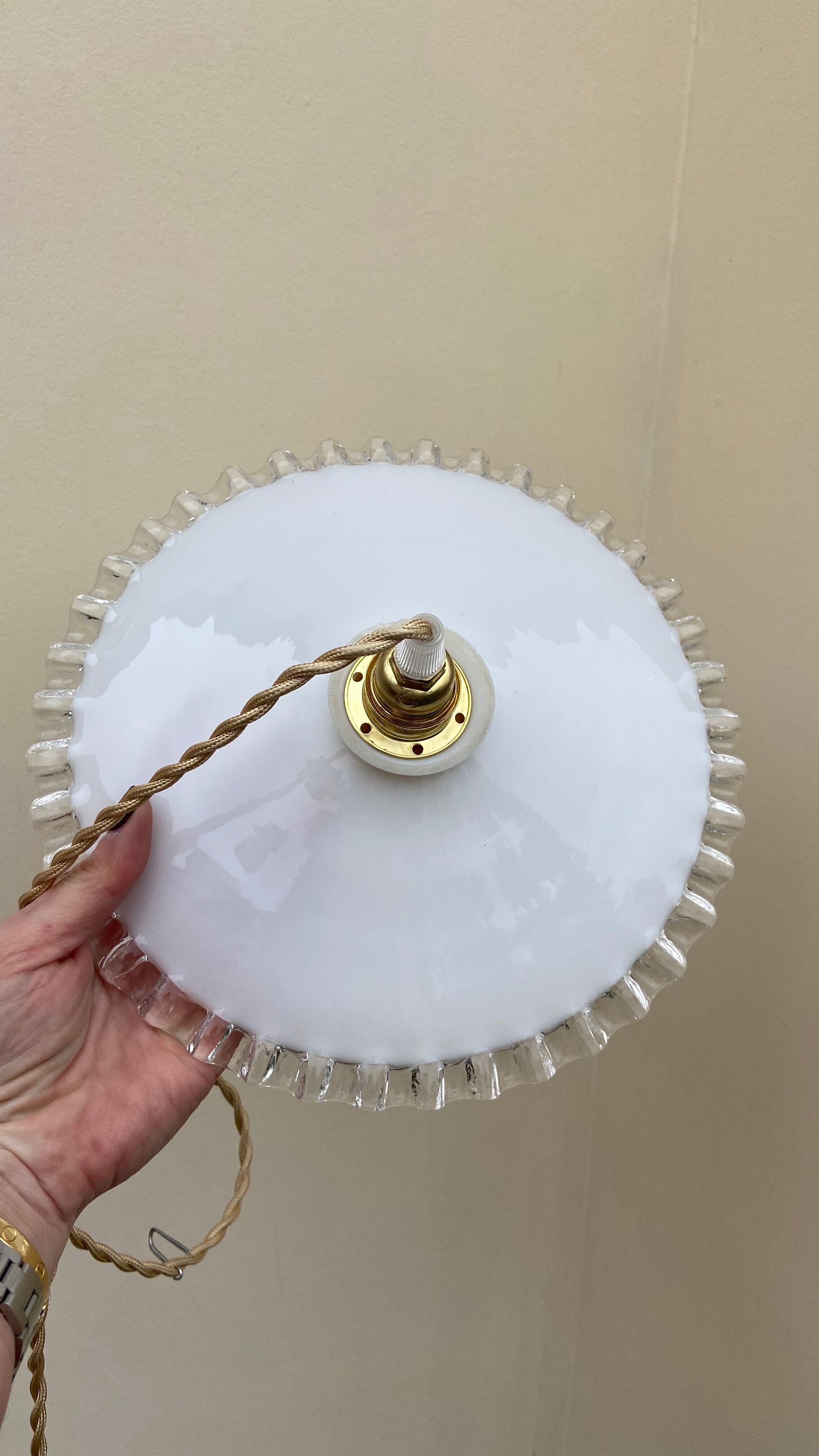 Vintage pendant lamp in serrated white opaline