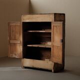 Petit meuble paysan en bois massif, vers 1900