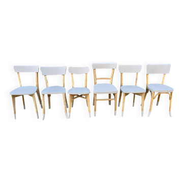 set of modernised vintage chairs – The Scandinavian elegance of the 1950s