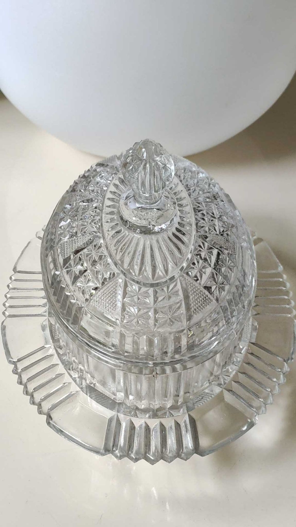 Old Art Deco butter dish, molded glass, Portieux style Star motifs, braces, diamonds