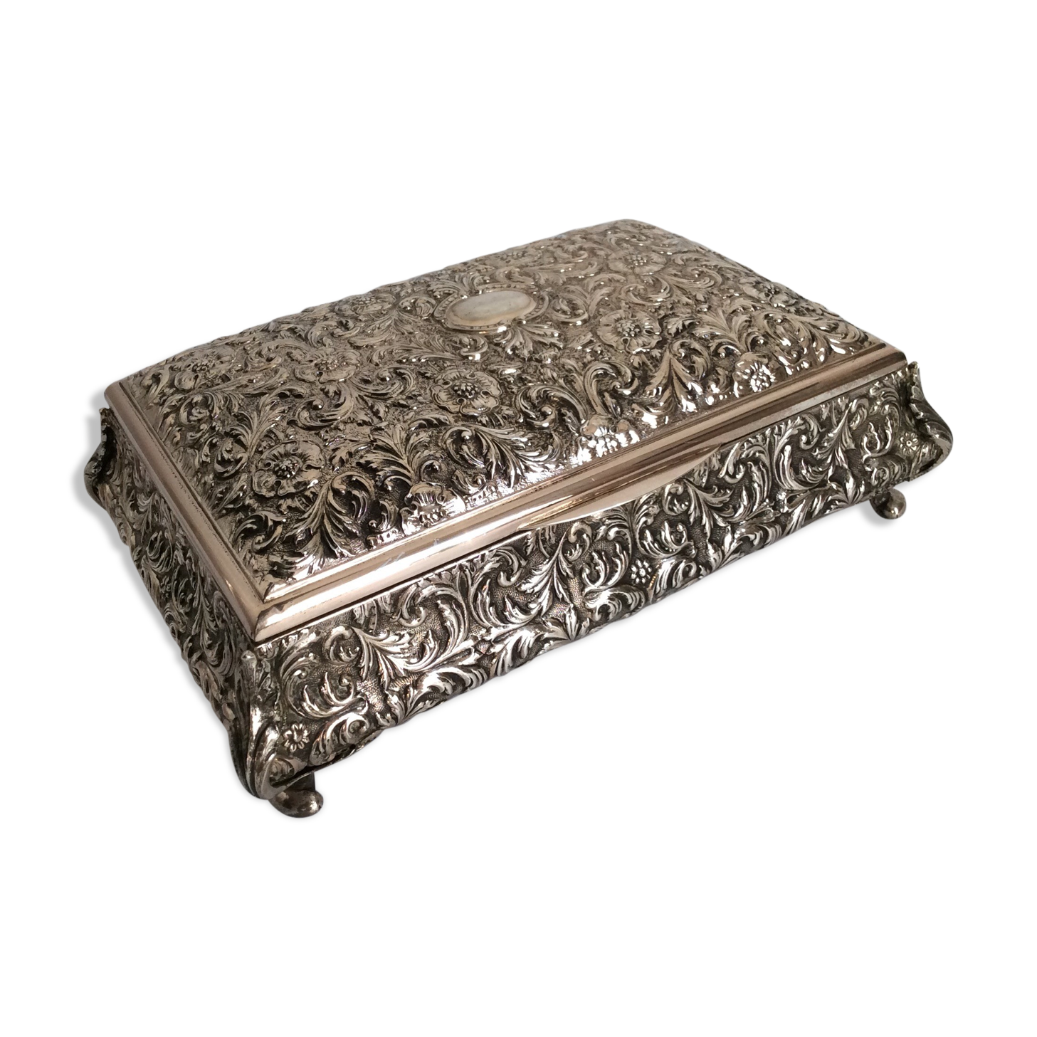 Silver jewelry box
