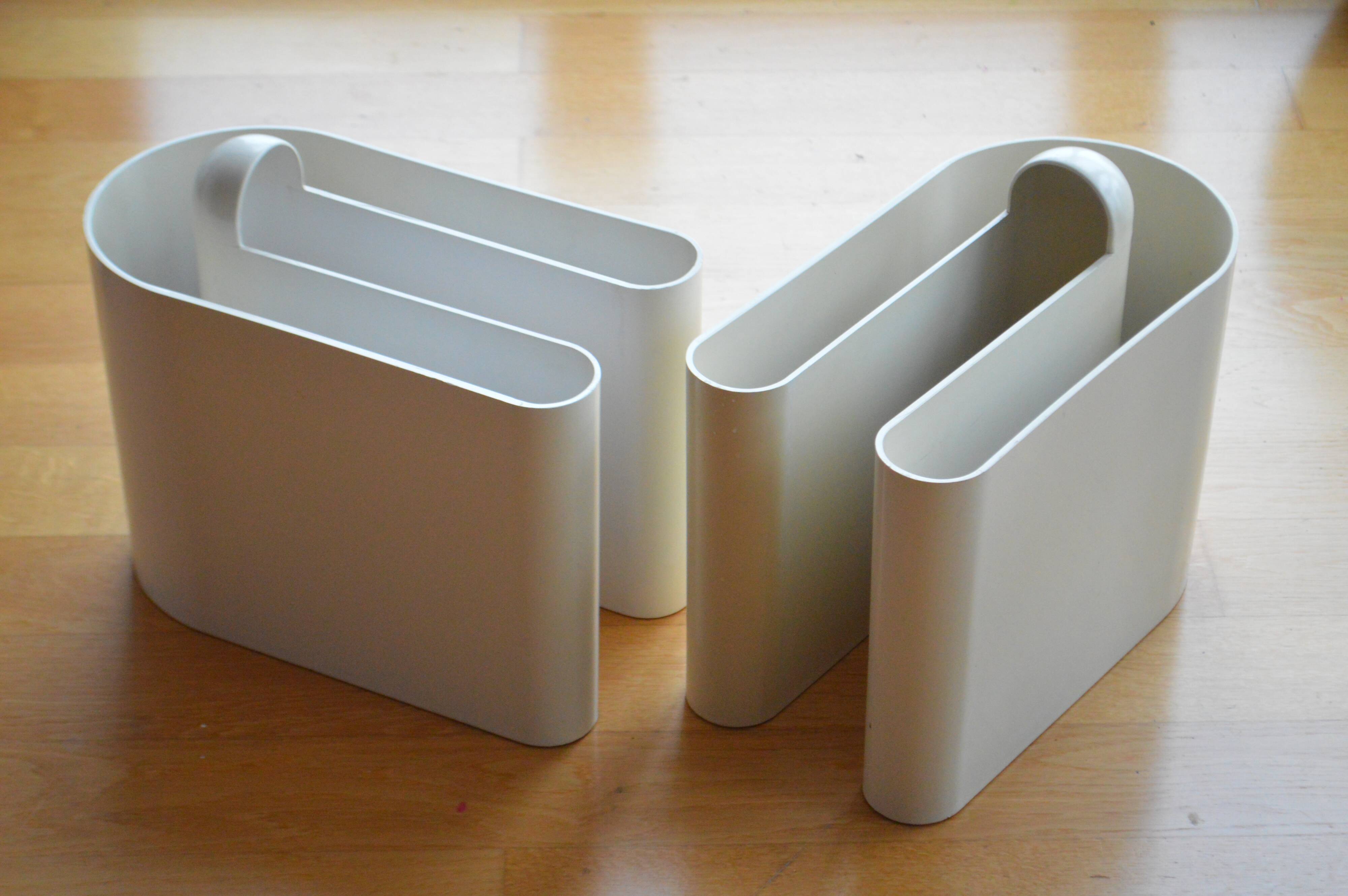 Vintage Magazine rack 1960 Rodolfo Bonetto space age made in Italy design