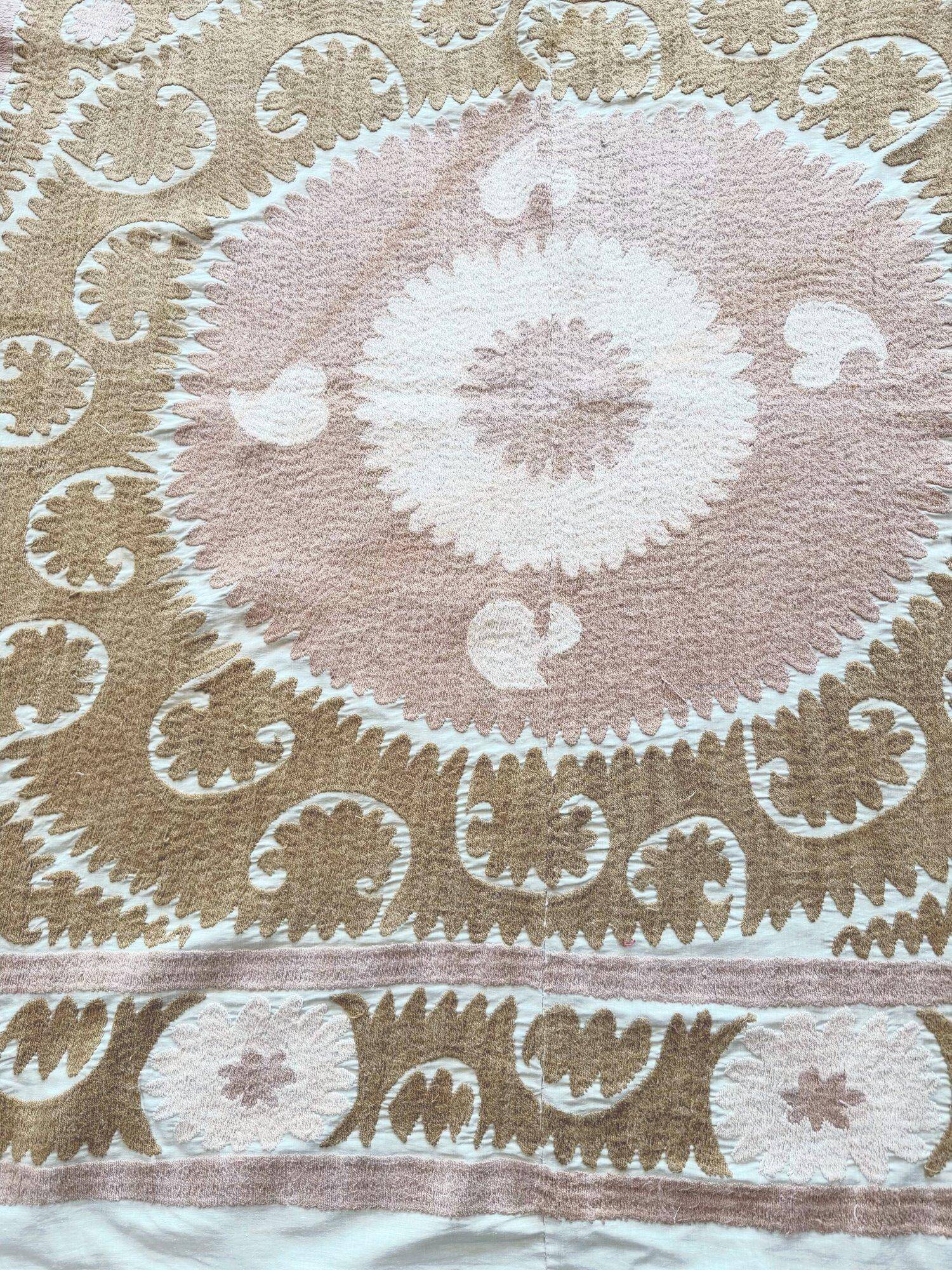 Vintage hand-embroidered tablecloth 140x158 cm