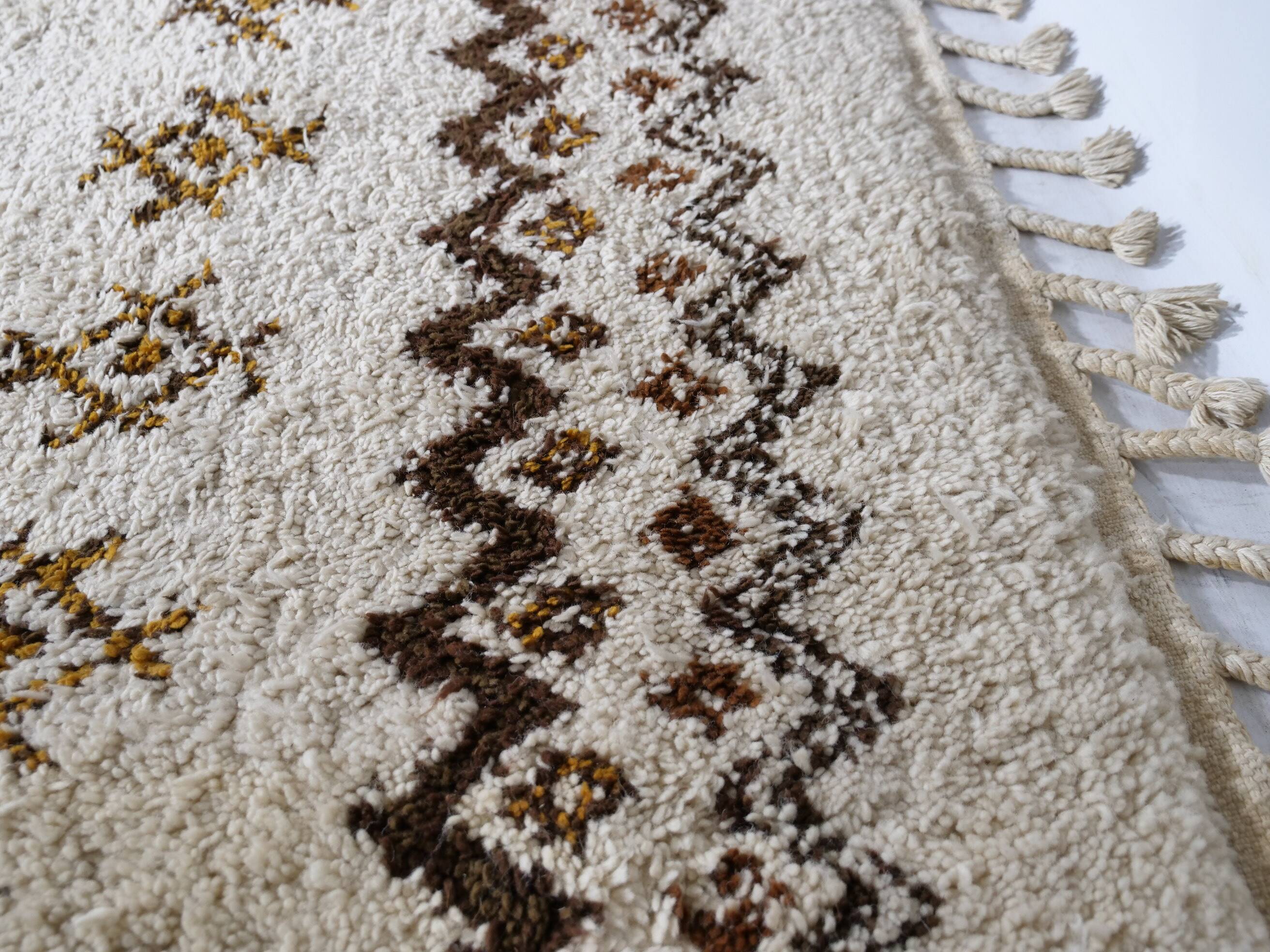 Tapis en laine berbère noué à la main, 1978