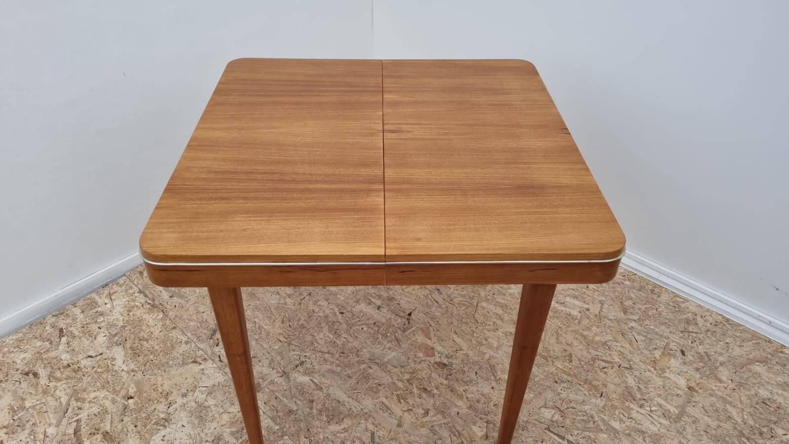 Fully renovated midcentury dining table by Jitona 1960´s, Czechoslovakia