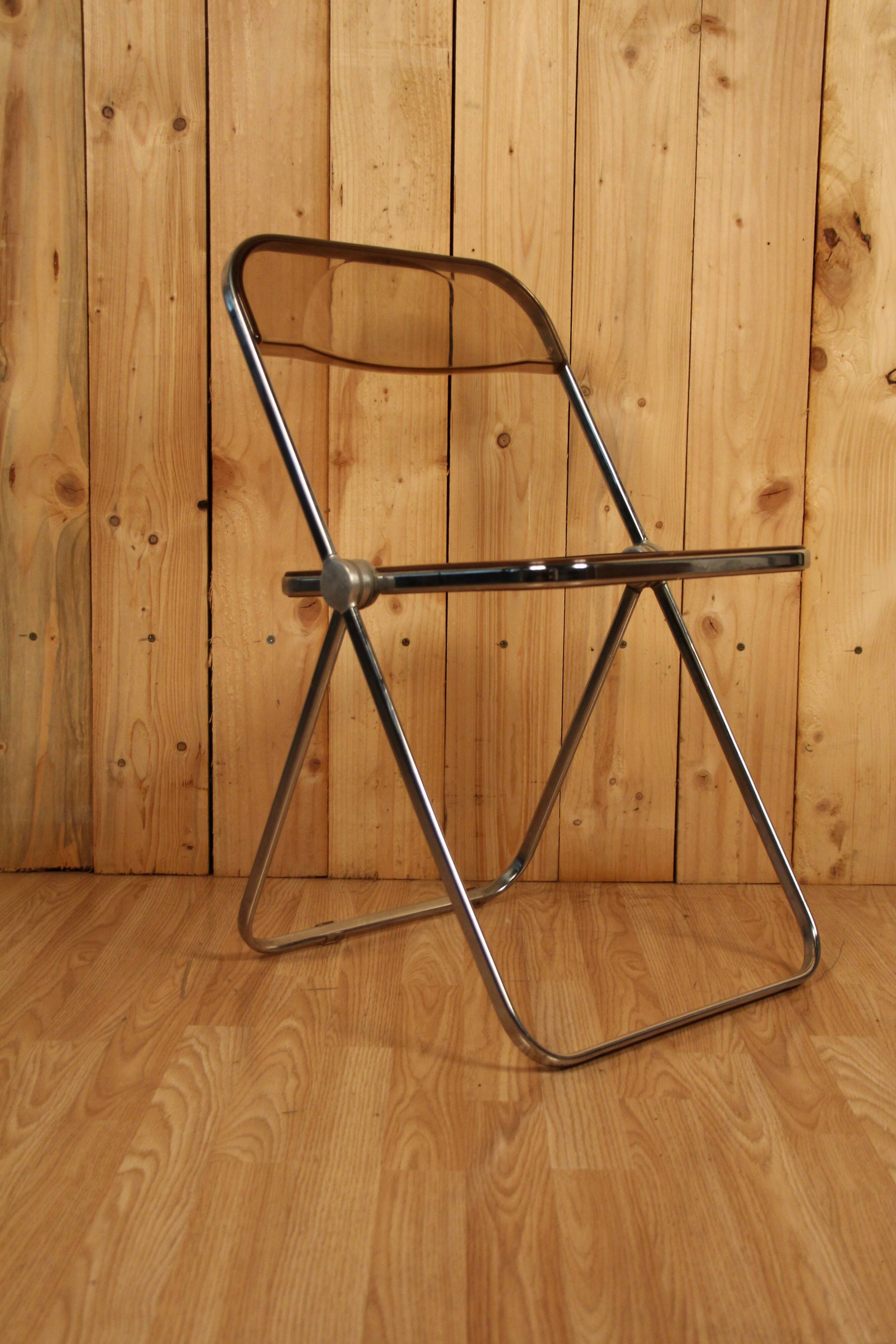 Giancarlo Piretti folding chair