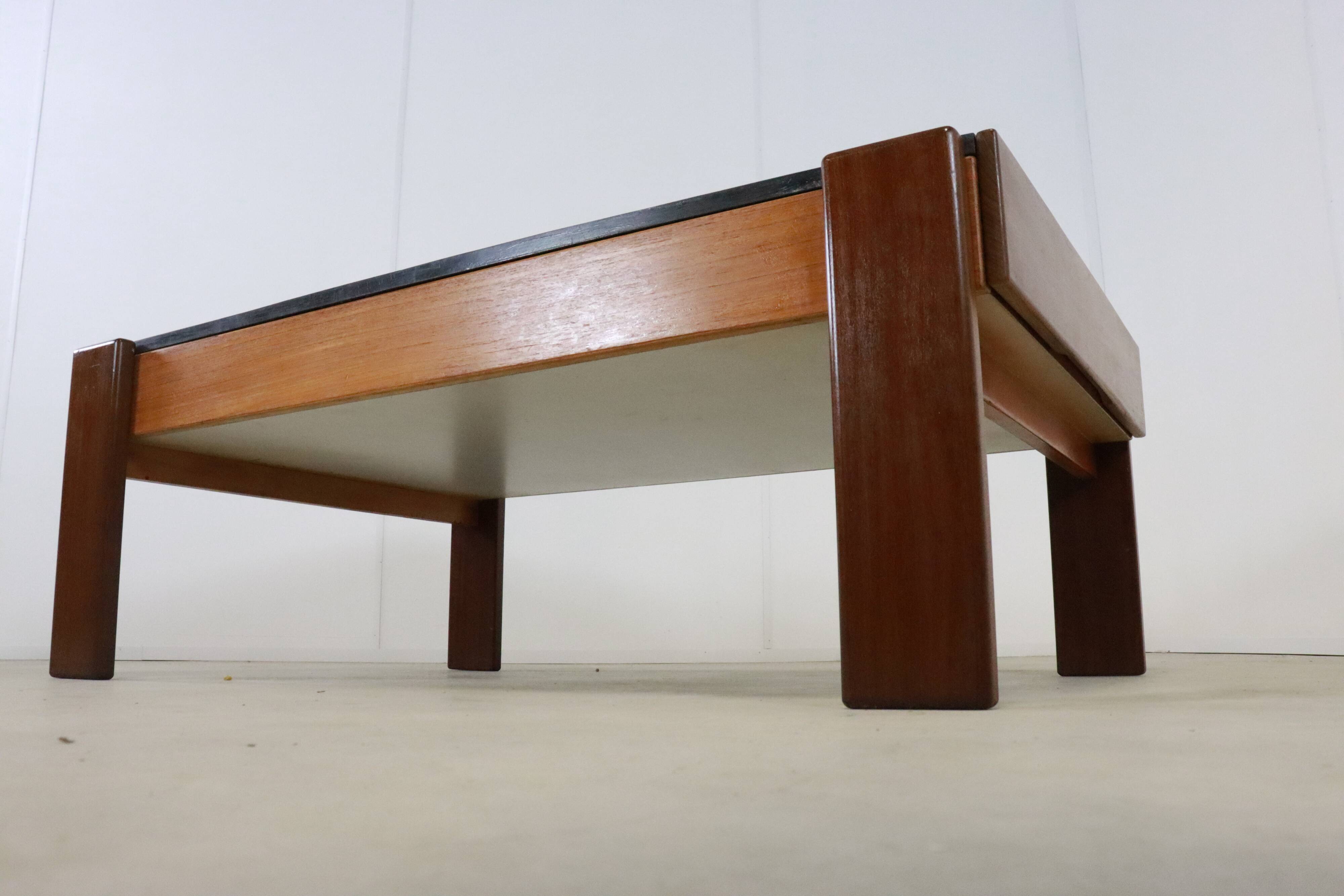 Coffee table 'Leimuiden'