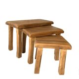 Lot de 3 tables gigognes brutalistes en chêne massif