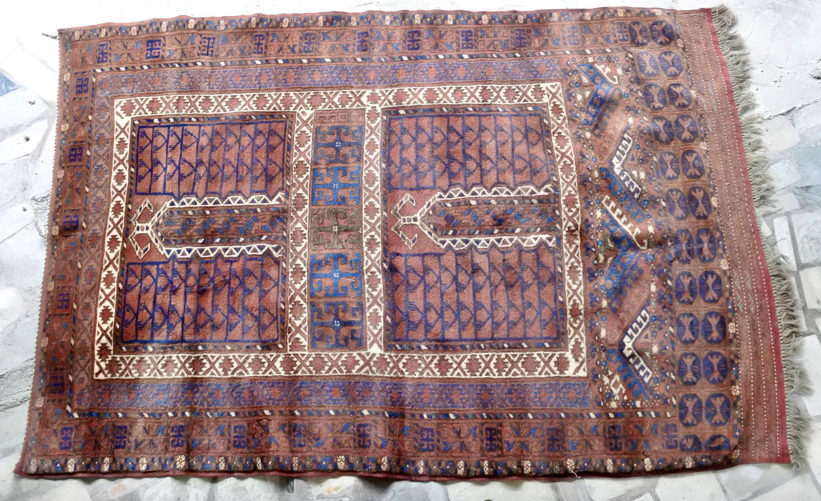 Old Yomout Rug 178x127cm